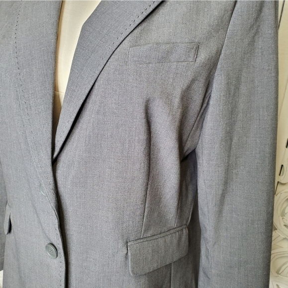 New York & Company Gray Blazer 16/18 - Picture 7 of 13